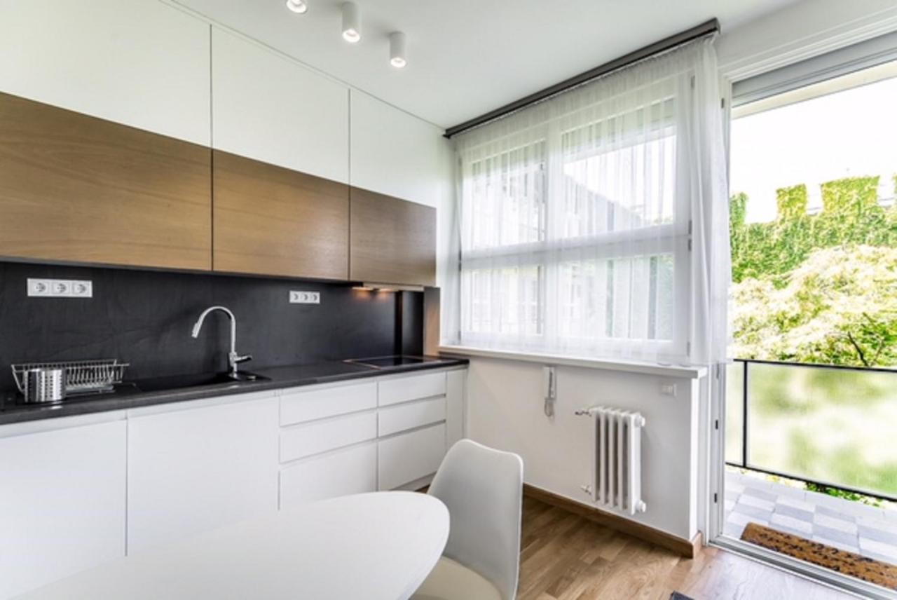 Breathless Basilika View Elegant Flat With Balcony Need Reservation X Free Parking Budapest Eksteriør billede