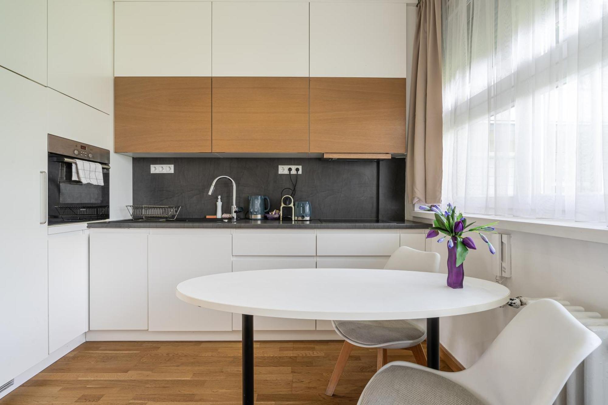 Breathless Basilika View Elegant Flat With Balcony Need Reservation X Free Parking Budapest Eksteriør billede