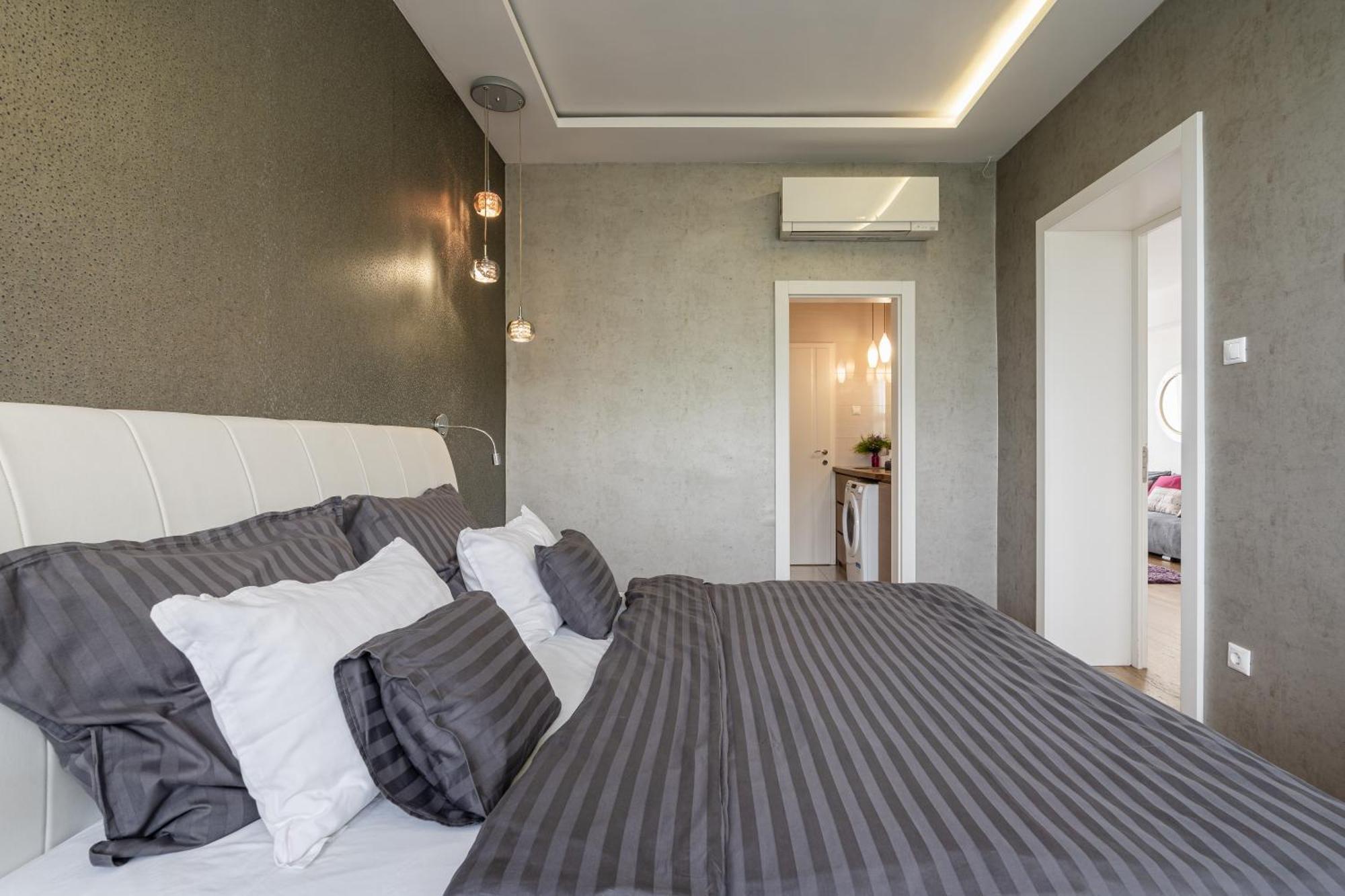 Breathless Basilika View Elegant Flat With Balcony Need Reservation X Free Parking Budapest Eksteriør billede